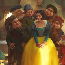 It's controversial and polarising': is Disney's new Snow White a poisoned  apple? | Movies | The Guardian