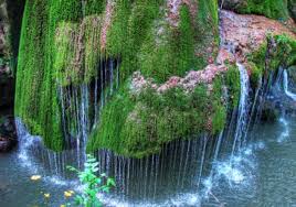 Recomandata de kristen si jeff miller de la our passion for travel cuibarita in inima transilvaniei, salina turda este una dintre cele mai interesante locuri din romania. Vine Vara Top 10 Cele Mai Frumoase Locuri Din Romania