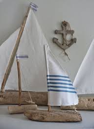 Now that paper maps are a thing of the past, like fax machines and vhs tapes, nautical magnifying glasses are mostly just decorative. Aesthetically Thinking Rustic Nautical Decor Nautical Home Diy Home Decor Projects
