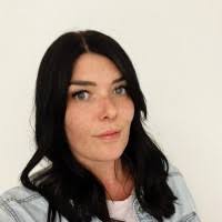 90+ perfiles de «Almanza»