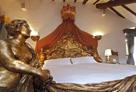 Nos avala muchos años de experiencia en todo tipo de actos. Suite Principal Picture Of La Casa Grande Hotel Torrejon De Ardoz Tripadvisor