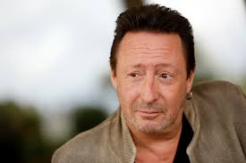 Francisco dias filho gleice c. Visao Julian Lennon Filho De John Lennon Fala Sobre Ambiente Pobreza Igualdade Musica E A Contragosto Do Pai