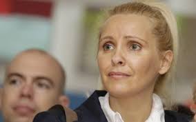 Sofia alves nasceu em 25 de setembro de 1973, em luanda. Sofia Alves Correu Risco De Vida E Daquelas Coisas Que Julgamos Que Acontecem Aos Outros