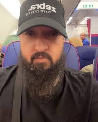 Imran Azam（@imi_az）的照片· 2024年7月14日