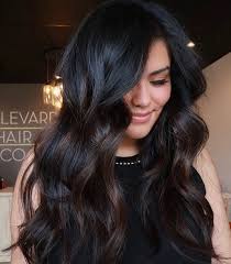 Aug 19, 2014 · come schiarire i capelli neri in modo naturale. Balayage Capelli Castani 2020 Cos E Come Si Fa E Le Foto Piu Belle