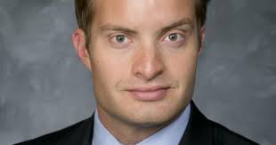 Harbor commissioner Stapleton to run for council