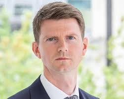 Alexander Leach's Instagram, Twitter & Facebook