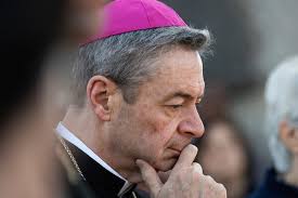 How Sabrina Carpenter Started a Brooklyn Church Battle