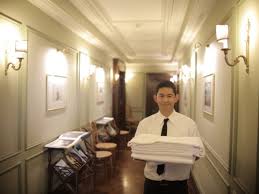 Memiliki kuasa dan wewenang untuk mengeluarkan. Room Boy Hotel Tugas Tanggung Jawab Dan Gaji Kita Punya