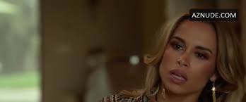 Zulay Henao Underwear nude scenes in Meet The Blacks - UPSKIRT.TV