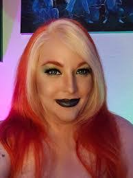 Brandi Snider's Instagram, Twitter & Facebook