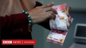 Pencen skim b sudah tertunggak 3 bulan.kenapa jadi mcm ni.admin tlng lah check apa masalah. Thr Dan Gaji Ke 13 Untuk Pns Dan Pensiunan Kebijakan Populis Atau Pendorong Pertumbuhan Bbc News Indonesia