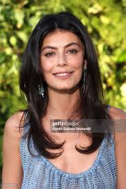 Alessandra Mastronardi incantevole al McKim Medal Gala 2024