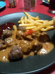 Ikea shared their famous swedish meatballs recipe with the world, so people can have the ikea experience during quarantine at. Resepi Meatball Ala Ikea Alam Sari Di Tanah Jauhar