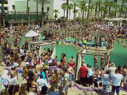 Oldskool Holiday Vibes 2 Vegas Pool Party Vegas Pools Las Vegas Hotels