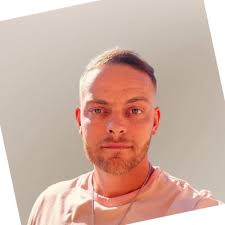 Does anyone know what the RIGHT diet is!? 🤯 You name it I've tried it. The  health space online can be insanely confusing so I just had to bring this  up. What's