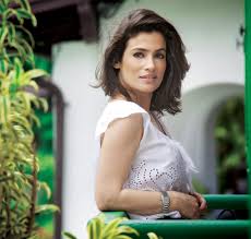 Renata ceribelli (journalist) was born on the 7th of april, 1965. Renata Vasconcellos Diz Sou A Favor Do Direito De A Gente Envelhecer Virgula