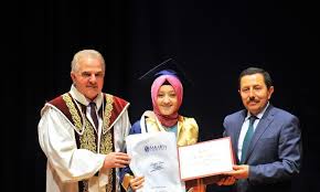 Yeni işinde başarılı, huzur ve mutlu olmanı dilerim. Dereceye Girenler Odullerini Aldi Sakarya Universitesi Haber Sitesi