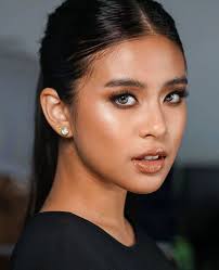 Thelist Best Makeup Looks Of The Month Star Style Ph Makeup Looks Filipina Beauty Tan Skin Makeup