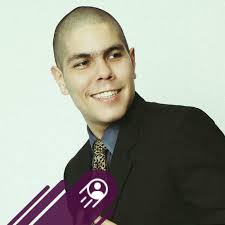 Hi Everyone! I'm looking for musicians to interview in my Podcast. Hmu