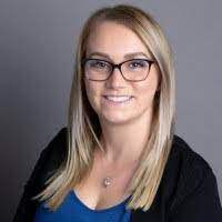 Courtney Newcomb's Instagram, Twitter & Facebook