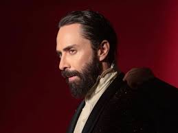 El rockero Jay de la Cueva lleva a la pantalla grande su historia y  trayectoria en la música