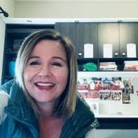 Amanda Jessup's Instagram, Twitter & Facebook