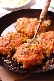 Thin chops tend to always dry up when baked. Cheddar Baked Pork Chops What S In The Pan