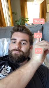 In case y’all were wondering #fyp #foryou #foryoupage #gay #lgbt #single  #leo #tallguy #lgbtq #gayboy #la #losangeles #quarantine #scruff #beard
