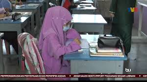 Persekitaran ekonomi dunia dan serantau dijangka lebih mencabar dan tidak menentu. Buletin Tv3 Buletin Utama Tv3 Jam 8 Malam 18 Februari 2021 Facebook