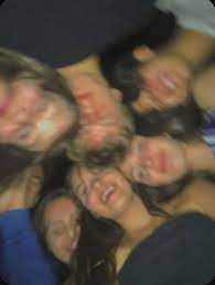 You don't follow the crowd and don't care what anyone thinks. Friend Group Friend Photoshoot Best Friends Aesthetic Friends Photography