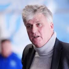 Watts puts Hawkes in box seat