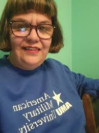 Vicki Boggs's Instagram, Twitter & Facebook