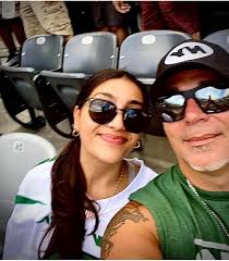 Got anyone whose been a New York jets fan for more than 20YRS⁉️"