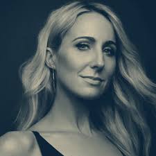 Nikki Glaser - Anna Faris is Unqualified Podcast : Anna Faris is  Unqualified Podcast