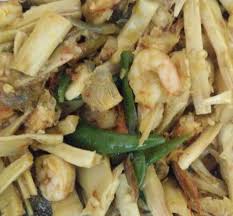 Resepi asal adalah dari chef sabri yang terkenal dengan kepakaran memasak resepi ala kampung dan resepi ini mmg di olah dari resepi gulai kawah beliau. Hidup Berdikari Resepi Rebung Goreng