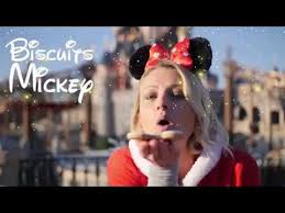 Roxane Et Louane A Disneyland Paris Recette De Noel Biscuits Mickey Youtube Roxane Et Louane Roxane Disneyland