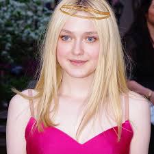 Dakota Fanning 2022
