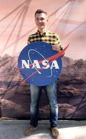 Wiadomości z kraju i ze świata. Lukasz Antoni Sterczewski