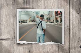 700+ vectors, stock photos & psd files. Torn Polaroid Photo Mockup Wegraphics Polaroid Photo Torn Photo