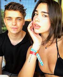 Dua lipa & martin garrix. Martin Garrix And Dua Lipa On Instagram Celebridades Guapas Cirujia De Nariz Celebridades