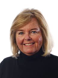 Kathy Halloran's Instagram, Twitter & Facebook