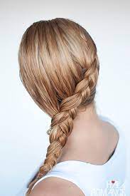 They seem cool and trendy yet do not require much styling or maintenance. Hairstyles For Wet Hair 3 Simple Braid Tutorials You Can Wear In Wet Hair Hair Romance