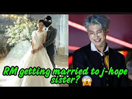 Jung ji woo jhope sister body inspiration korean fashion sisters clothes jewelry dresses style. J Hope Sister Getting Married To Rm Youtube