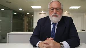 Miguel arias cañete is the european commissioner for climate action and energy, a position he has held since november 1, 2014. Miguel Arias Canete En 2050 Toda La Electricidad Sera Generada Por Sistemas Renovables