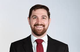 Courtney Chambliss's Instagram, Twitter & Facebook