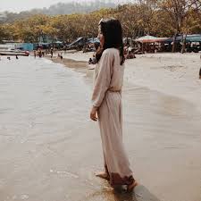 / ciri khas lainnya yaitu memiliki pasir putih halus dan bersih di sepanjang garis pantai. 10 Top Destinasi Wisata Cilegon Yang Paling Keren