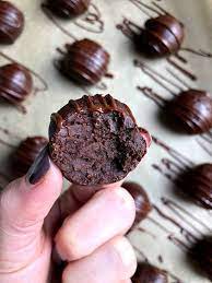 Healthy Chocolate Truffles Vegan Paleo Recipe Healthy Chocolate Desserts Healthy Chocolate Recipes Healthy Chocolate