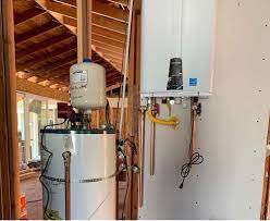Tank vs tankless — which would you choose after reading our article? Tankless Vs Tank Water Heaters Which Is Best For You Sensible Digs