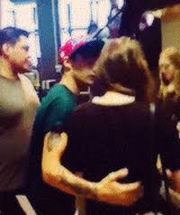 Louis tomlinson kisses girlfriend eleanor calder as they watch tom daley take part in the final olympics diving competition but he couldn't resist diving in himself as he gave eleanor. Best Eleanor Calder Gifs Primo Gif Latest Animated Gifs